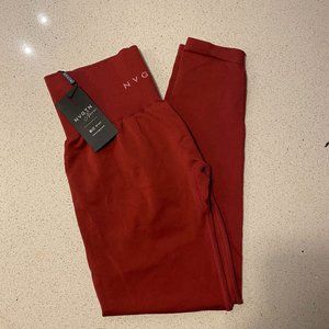 NVGTN Carmine Solid Seamless Leggings